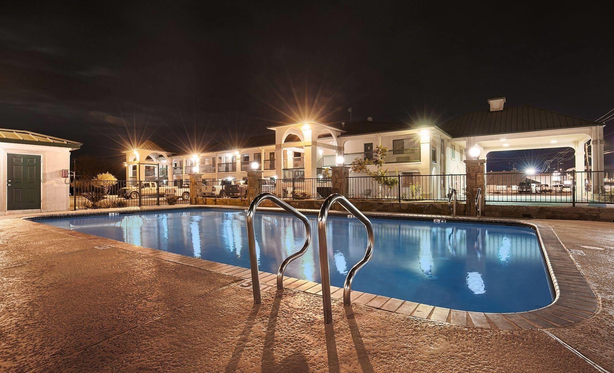 Quality Inn Three Rivers Зручності фото